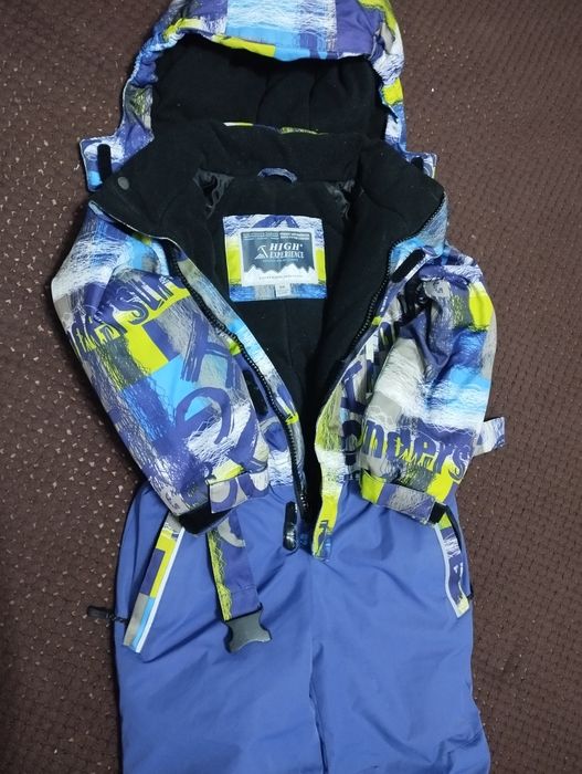 Детский зимний комбинезон