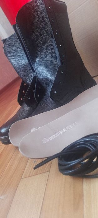 Продаю новые,качественные берцы