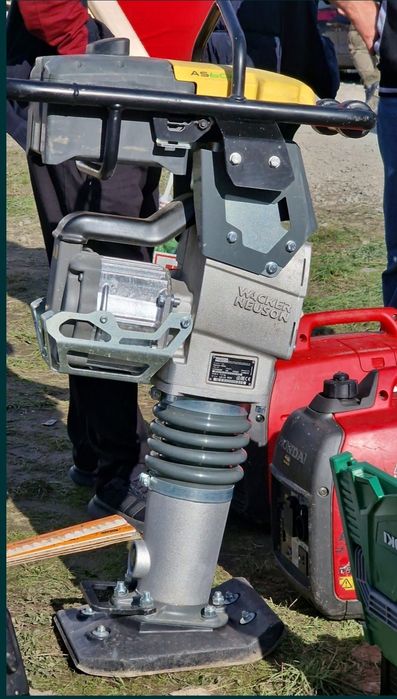 Jucarii wacker neuson