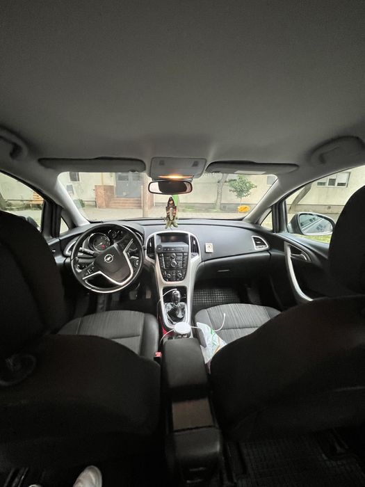 De Vânzare Opel Astra J