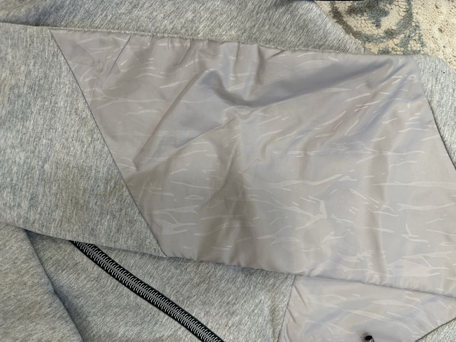 Спортивный костюм