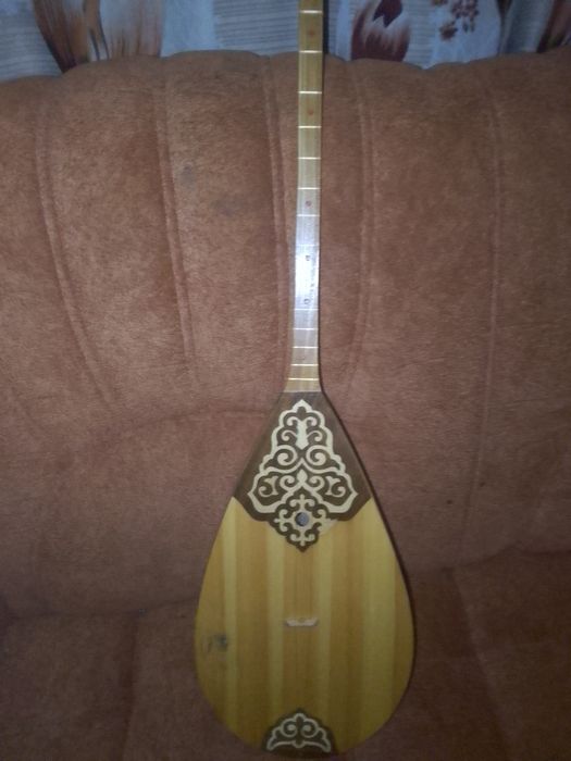 Домбра 2 струнная