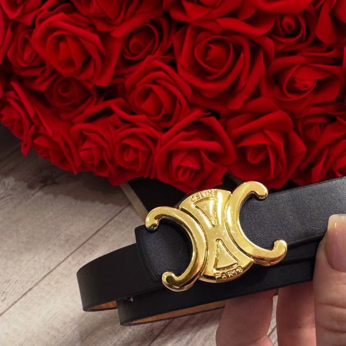 Лукдозни дамски колани Pinko Louis Vuitton Guess