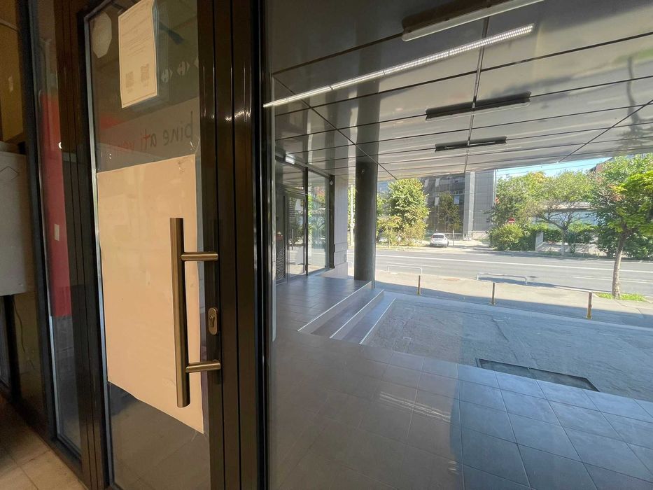 Piata 700, Unirii, SAD 66,45 mp, ultracentral, acces din strada