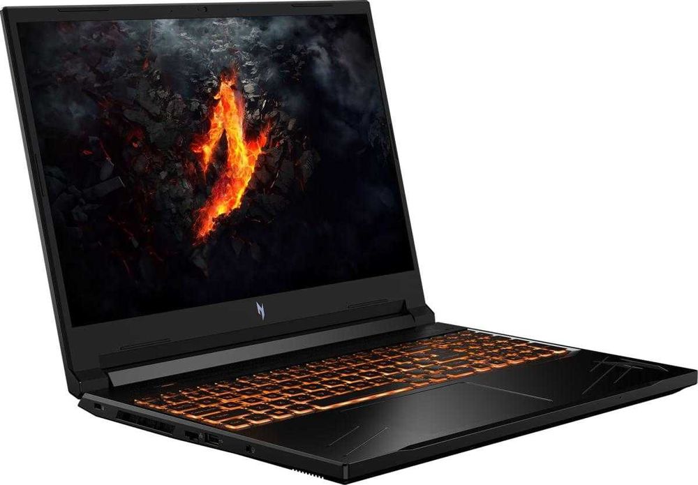 Acer Nitro V16 AMD 7 8845HS/16GB/512GB/RTX 4060 8GB/16/IPS 165Hz/+ BOX