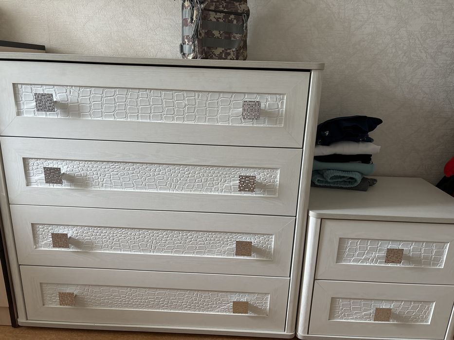 Спальный гарнитур в хорошем состоянии