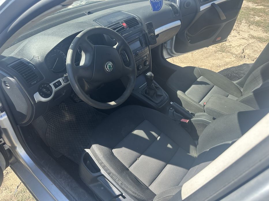 Fete usi skoda octavia 2 break