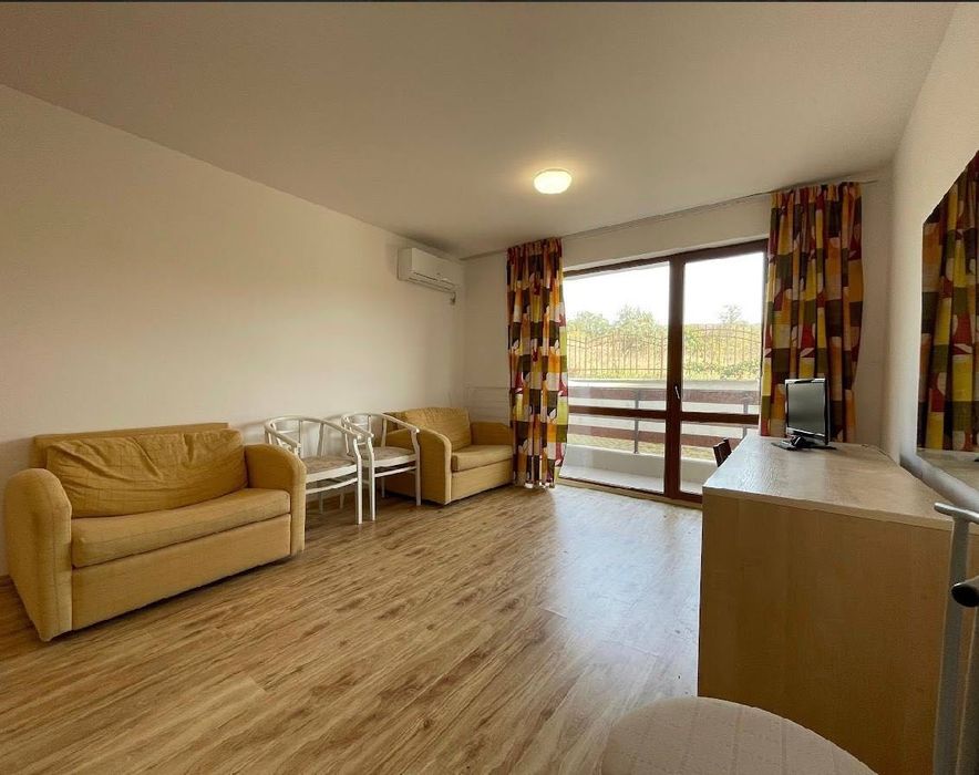 Продава се Двустаен апартамент в к.к. Слънчев бряг - 65 кв.м за 1137 €/кв.м - Снимка #8