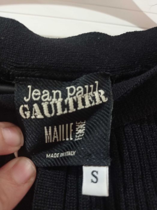 Friendly hunting,BAlmain, Jean Paul Gaultier , Burberr