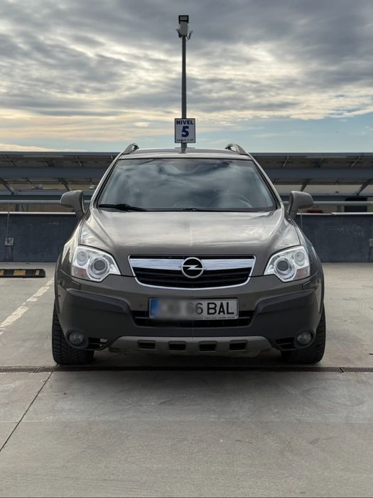 Vând Opel Antara
