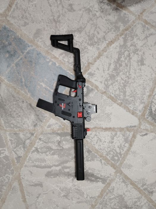 Игрушечный автомат Kriss Vector на орбизах