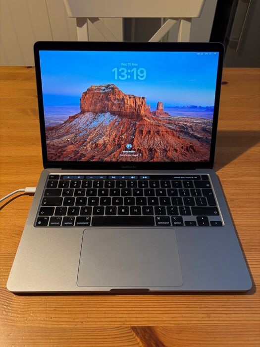 Macbook Pro M1 13inch 8 Ram 512gb SSD