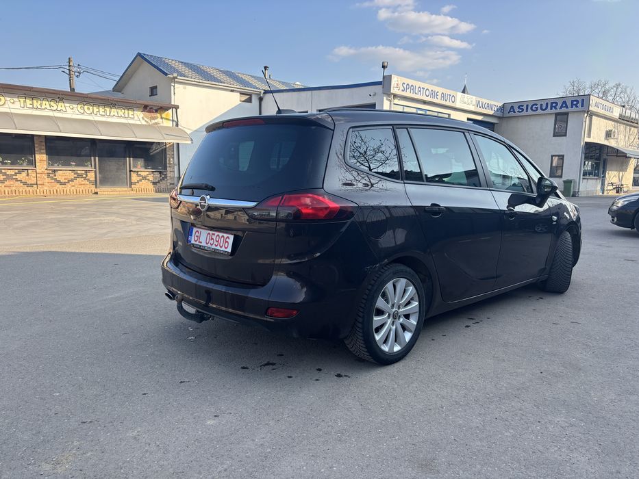 Opel zafira tourer 7 locuri 2.0