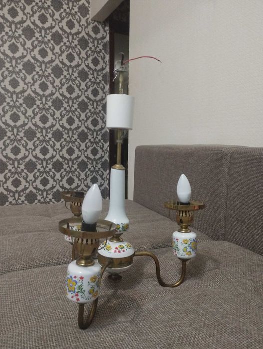 Люстра б/у из металла