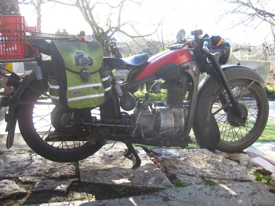 продавам ретро мотоциклет BMW R35