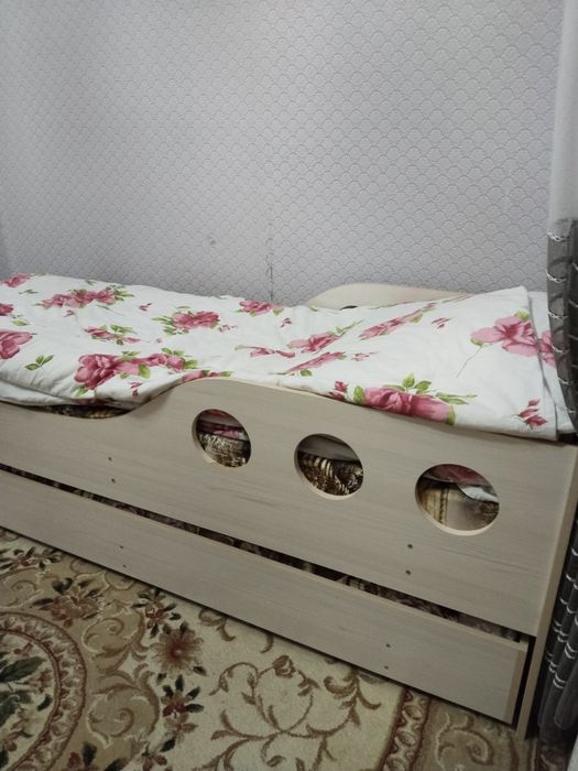 Детский уголок продам