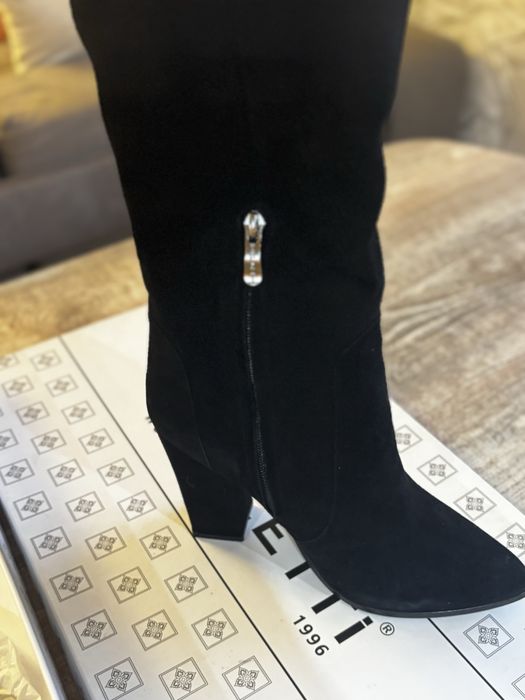 Продам сапоги зима 39 40 размер