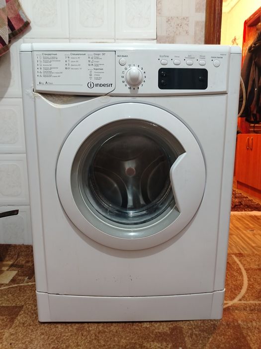 Стиральная машинка Indesit