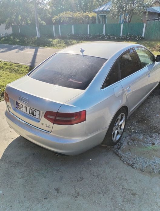 Bara spate tripla stanga dreaota aripa dreapta  haion audi A6 2010