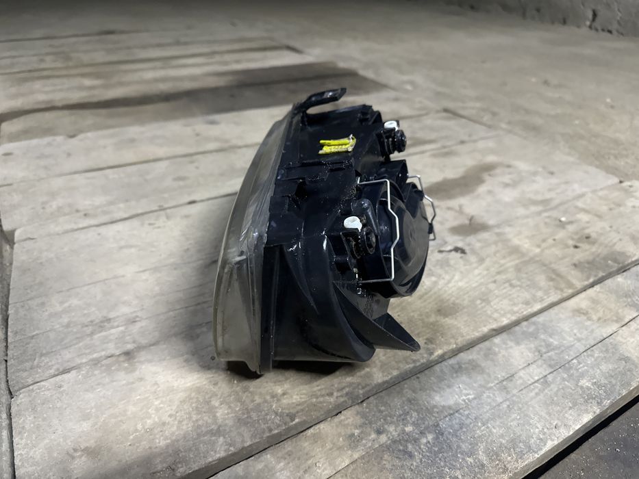 Фары VW Bora, Jetta