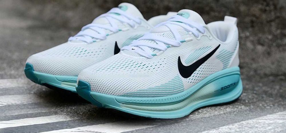 Нови дамски маратонки Nike Zoom Vomero 18 Light Blue