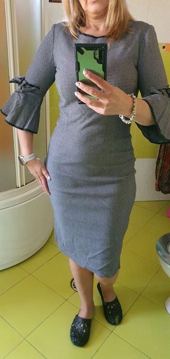 Rochie cambrata marimea 44