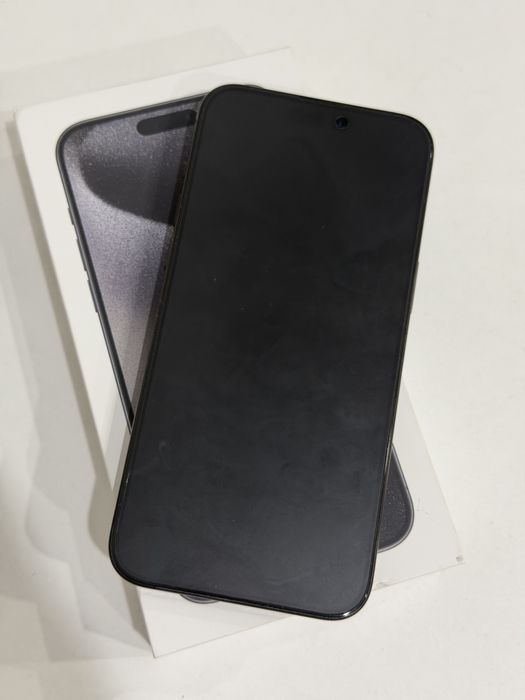 Продам IPhone 15 Pro Max 256Gb