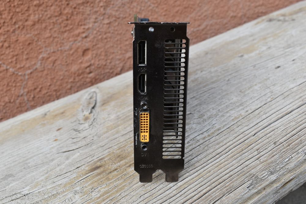 GTX видеокарта ZOTAC