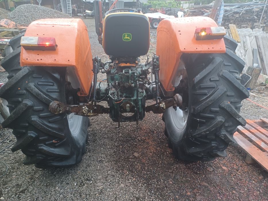 Tractor 445 si 600