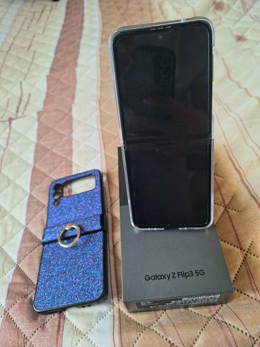 Samsung Galaxy Z Flip 3