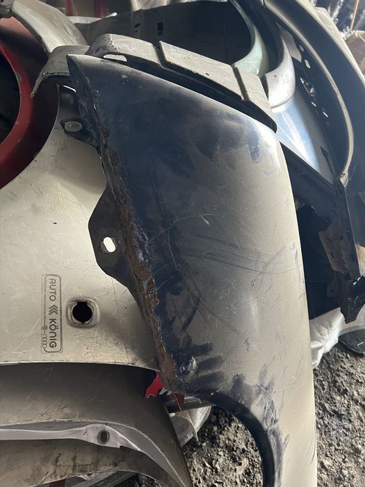 Продам крыло мерседес Бмв