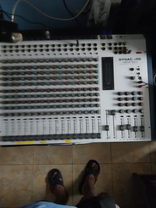 Dinacord мишпулт