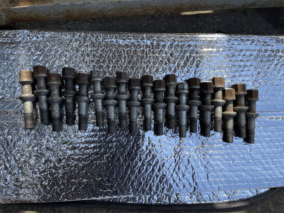 Болты колесные мерс бмв