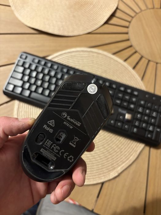 Mouse + tastatura wireless