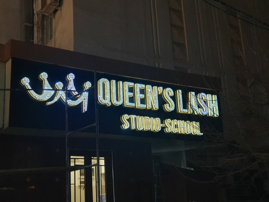 Tashqi reklama Poligrafiya Banner pechat Bukva Stend