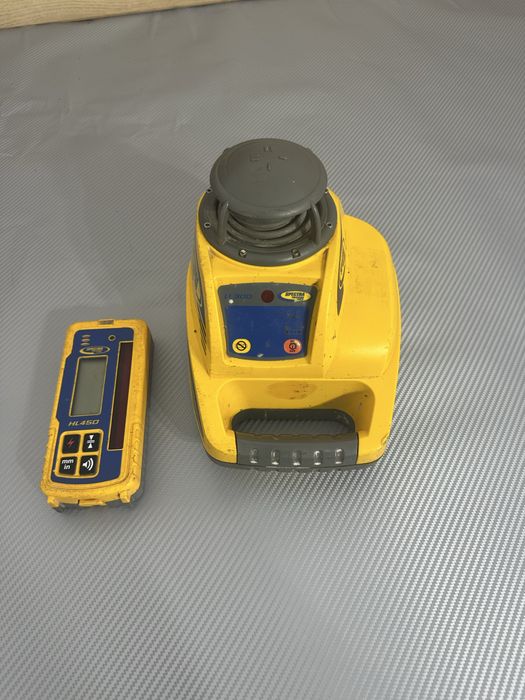 Spectra precision laser LL 300 nivela totativa