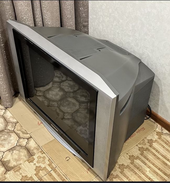 Продам телевизор Panasonic