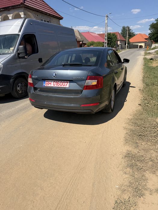 SKODA Octavia 2015 — imagine 3