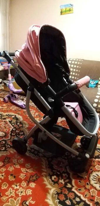 Продается коляска для девочки