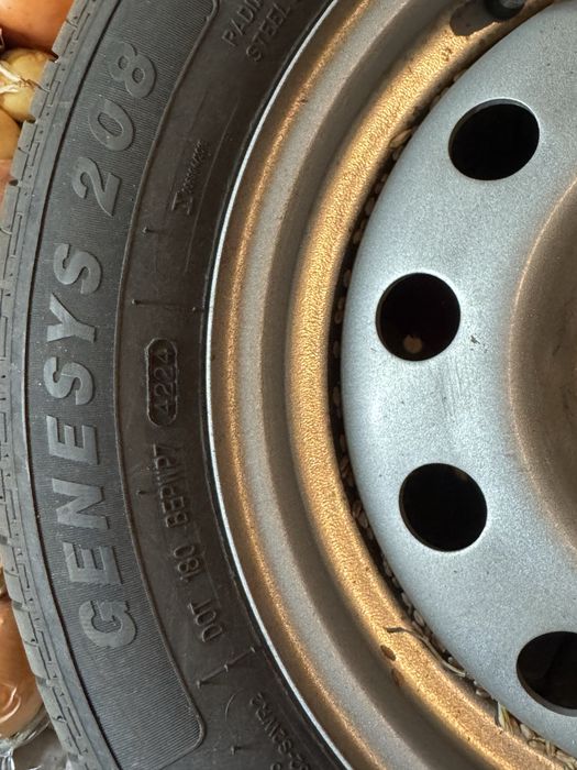 Продам диски с резиной на 2114