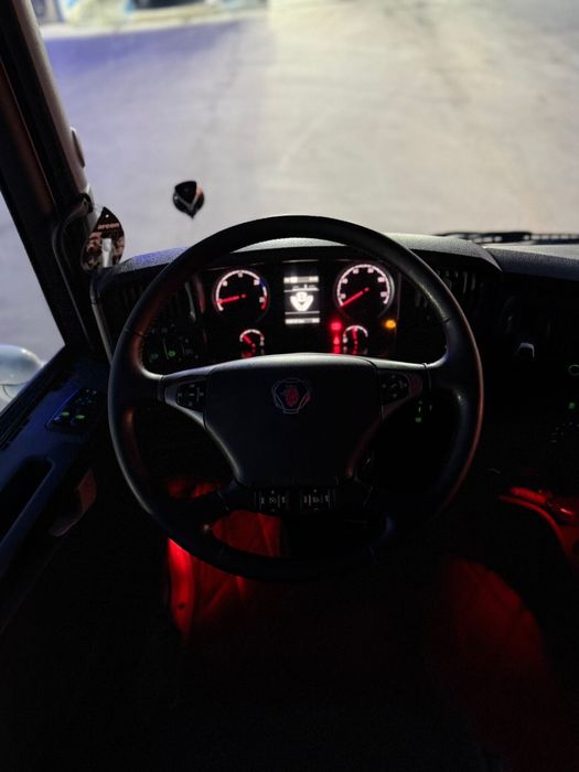 Scania V8 2015 R520