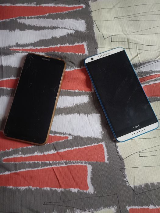 3 telefoane la set