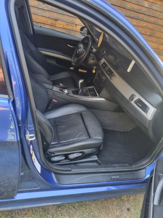 Vând bmw seria 3 320i