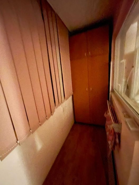 Vând apartament cu 2 camere.