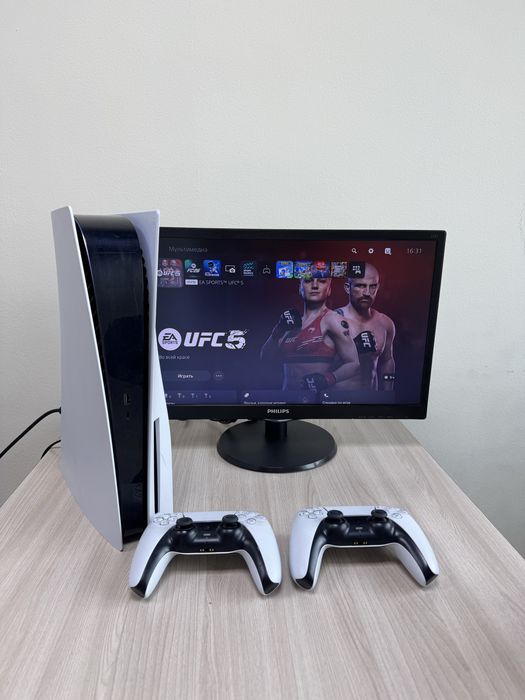 Продам PS 5 / ПС 5 с двумя джойстиками