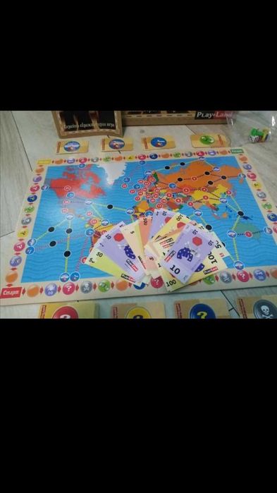 Продавам настолни игри и пъзели