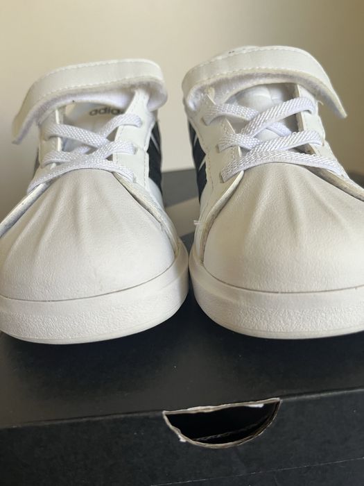 Adidasi Adidas baiat
