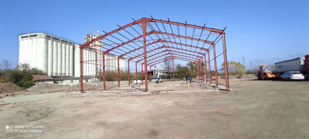 Vand hale metalice și structuri