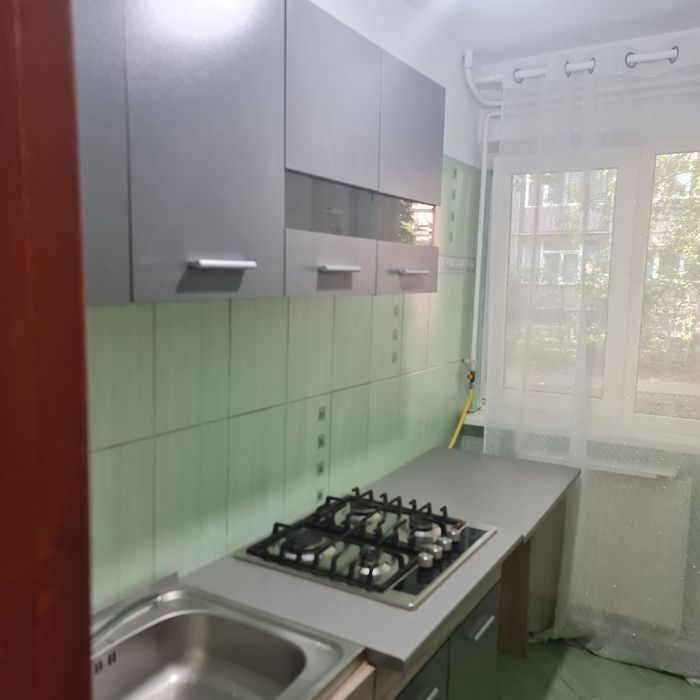 Închiriez apartament 2 camere G.Enescu (Albina)