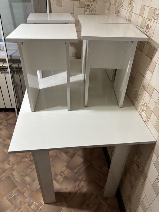 Продам новый стол 110х70 без табуреток